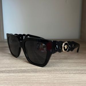 BRAND NEW Versace Sunglasses